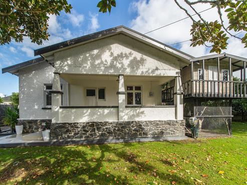 14 Clark Road, Pahurehure