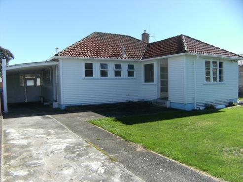 21 Queenwood Road, Levin