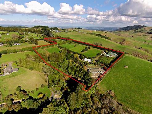 493 Pinnacle Hill Road, Bombay