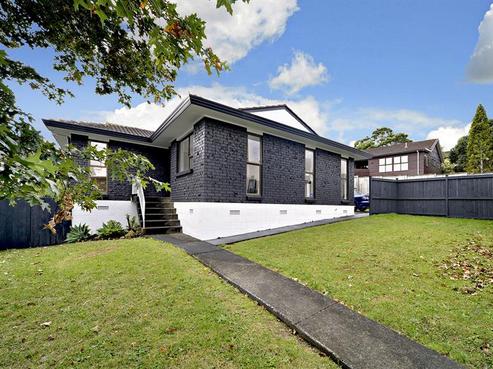 7 Acland Place, Botany Downs