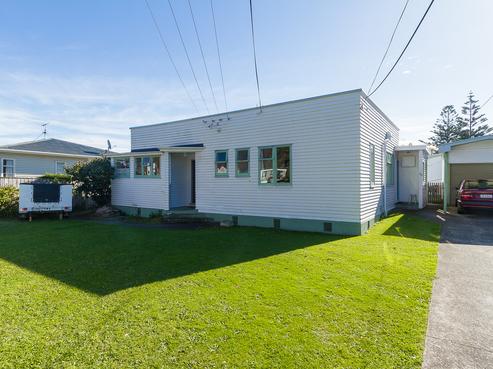 9 Athlone Crescent, Boulcott