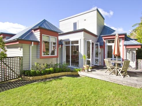 9 Rondane Place, Tirohanga