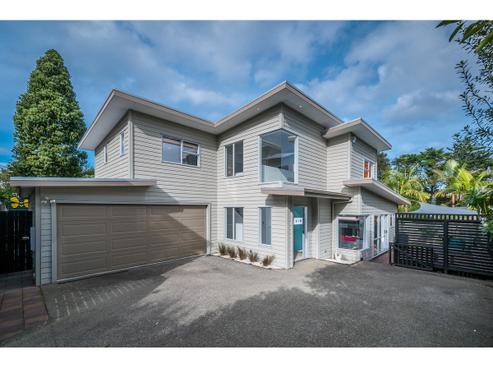 1A Tallington Crescent, Torbay