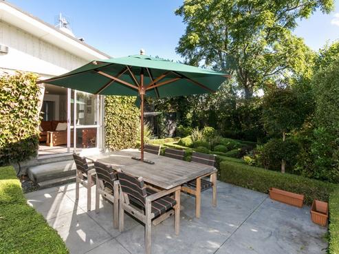 4 George Place, Havelock North