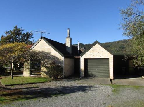 3 Mace Street, Reefton