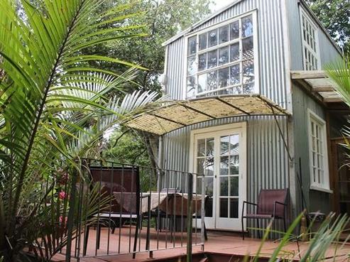 25 Lone Kauri Road, Karekare