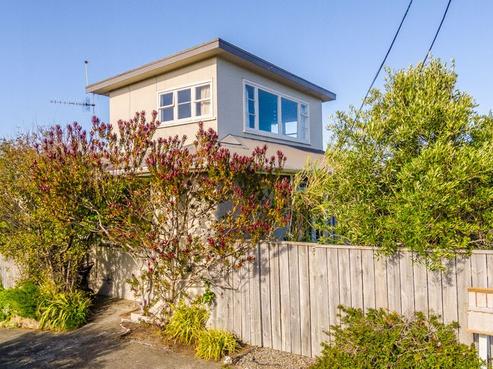 98 Manly Street, Paraparaumu Beach