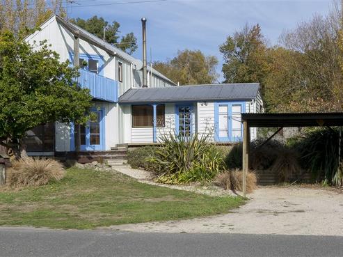 11 Queens Avenue, Waikuku Beach