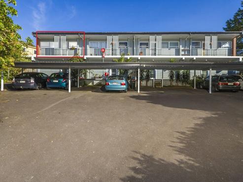 8/23B Western Springs Road, Morningside