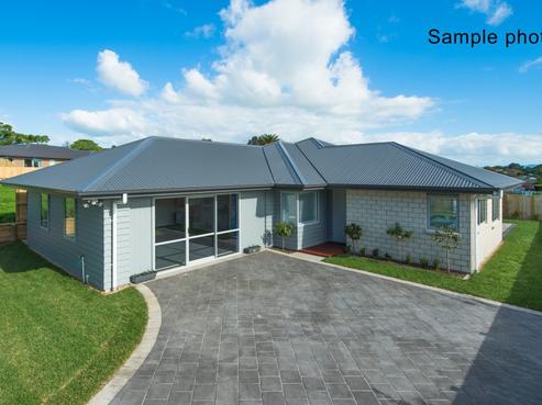 15 Teafields Court, Huntington