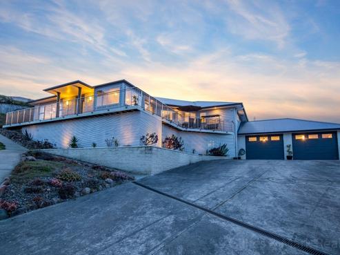 16 Riverstone Drive, Riverstone Terraces