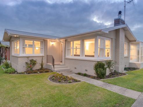 297 Clarkin Road, Fairfield