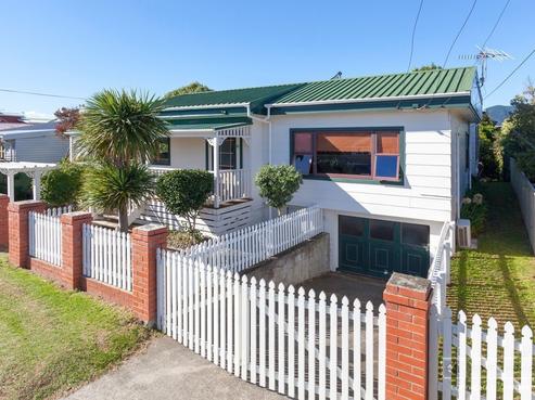 4 Waikare Road, Raumati Beach