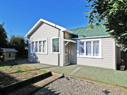 77 Tipahi Street, Nelson South