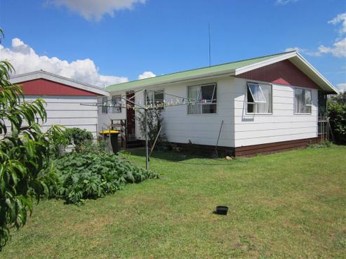 15 Washington Square, Paeroa
