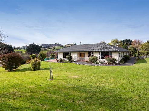 10 Wavy Knowes Drive, Waldronville