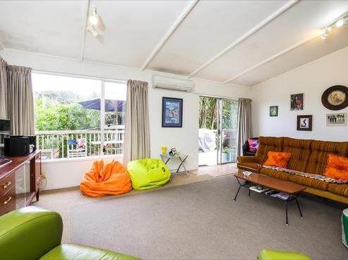 53 Tainui Road, Titirangi