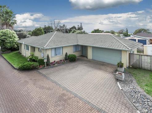 42B Sandspit Road, Waiuku