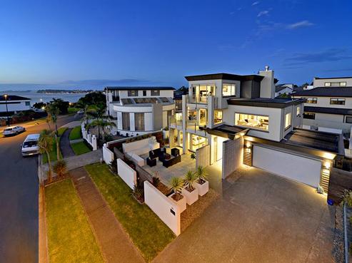 31 Compass Point Way, Half Moon Bay
