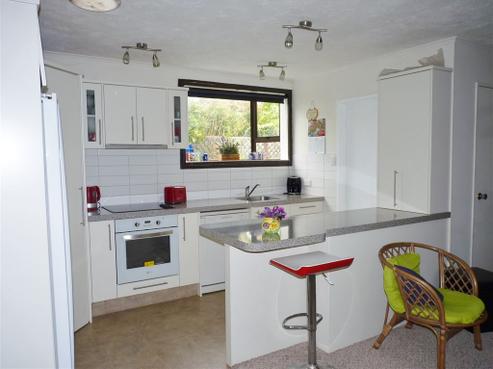 1111A Caroline Road, Mayfair