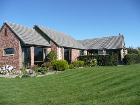 120 Claremont Road, Fairview