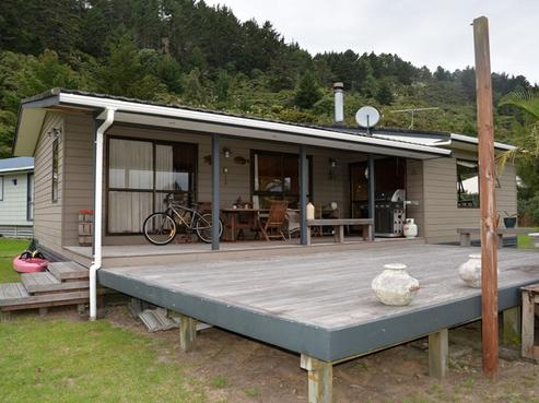 118 Goldfields Drive, Matarangi