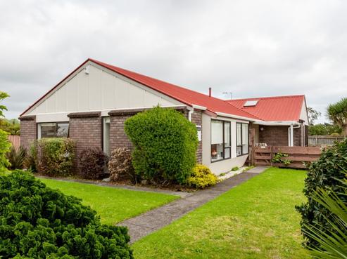 104 Barrett Road, Whalers Gate