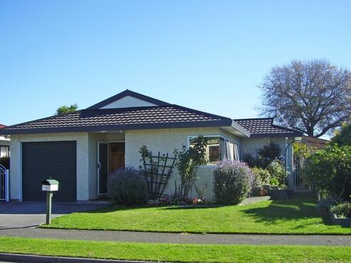 1B Holyrood Street, Greenmeadows
