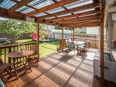 6 Clensmore Place, Torbay