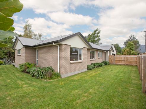4 Park Avenue, Waikanae