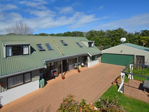 70 Westhead Road, Pollok