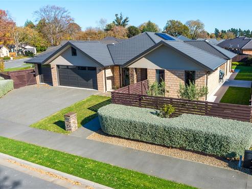 17 John Campbell Crescent, Middleton