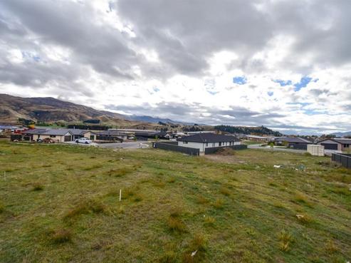 9 Magnetic Place, Cromwell