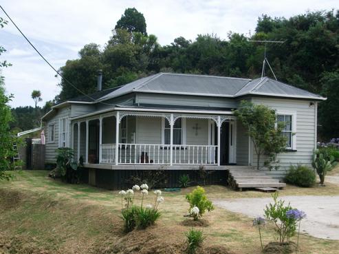 292 Huarau Road, Whakapirau