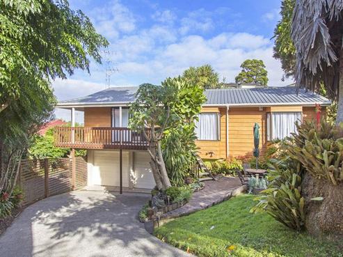64B Bradbury Road, Botany Downs