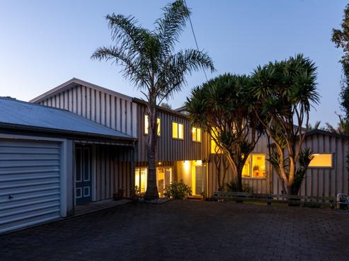 39 Wairau Road, Oakura