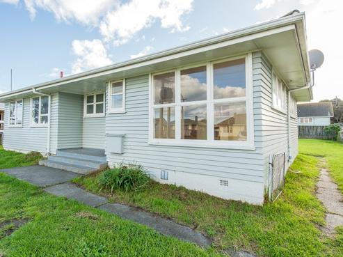 162 Puriri Street, Castlecliff