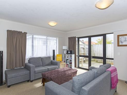 100B Randwick Road, Moera