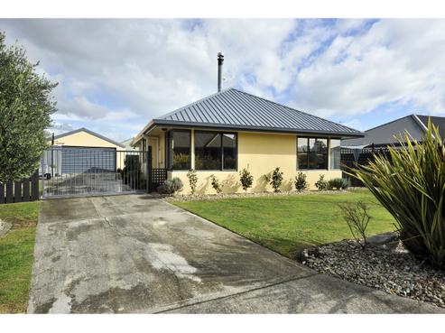 4 Kate Edger Place, Stoke