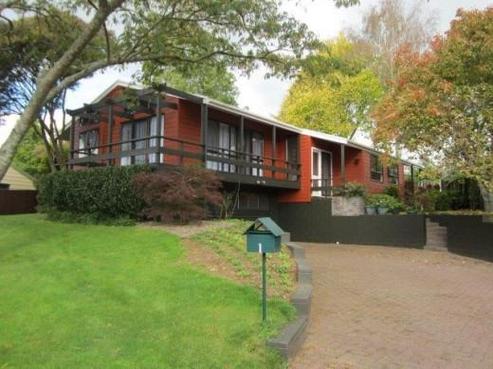 1 Drayton Place, Leamington