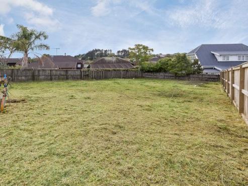 38 Mark Edward Drive, Half Moon Bay