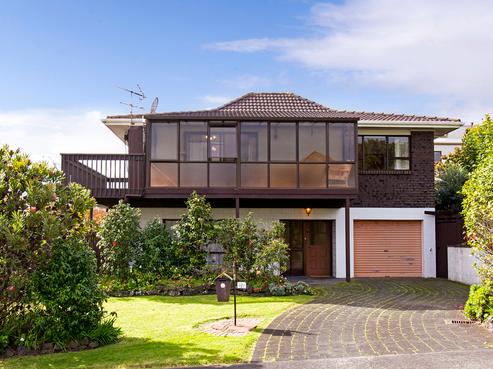 12 Pitlochry Place, Highland Park