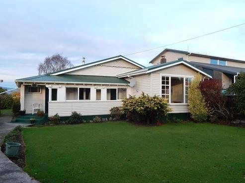 147 Russell Street, Westport