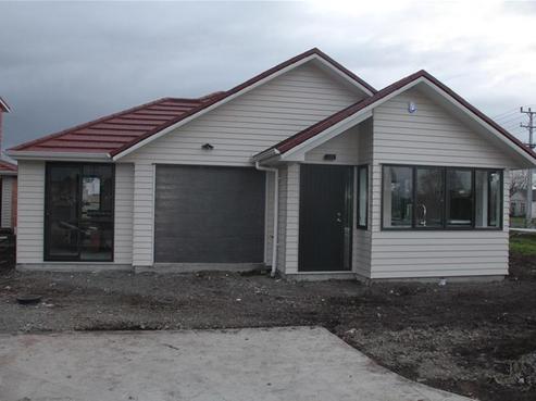 61 Tarapiroe Avenue, Takanini
