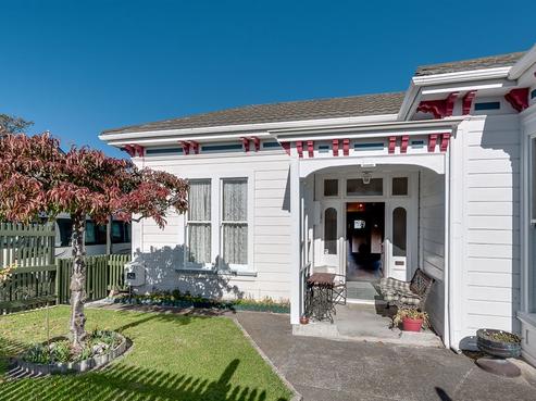 6 Lincoln Road, Napier Hill