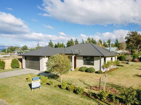 16 Little Maude Drive, Lake Hawea