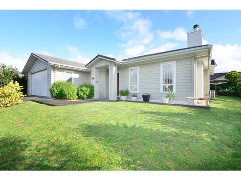 6 Beachwood Drive, Hatfields Beach