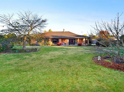 57 Main North Road, Woodend