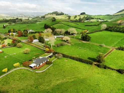 121 Willows Road, Waihi