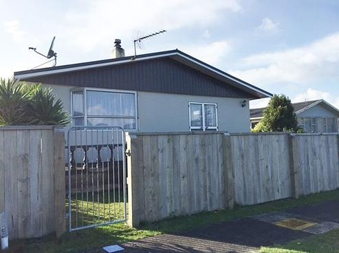 30 Park Lane, Waitara